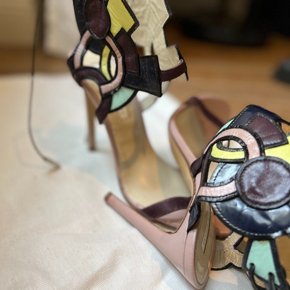 Burak Uyan - Picture 7 of 11